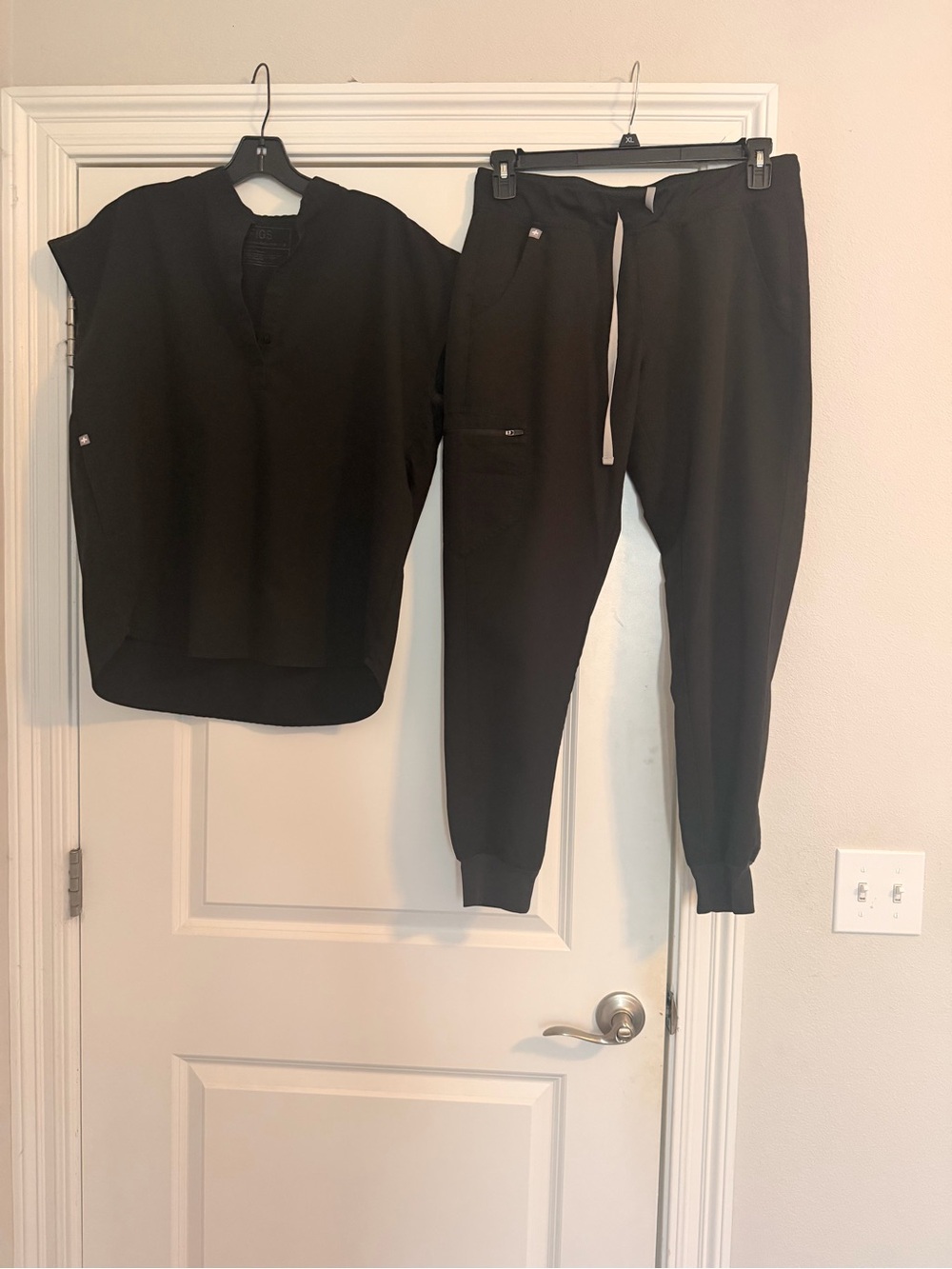 Figs black scrub set women’s